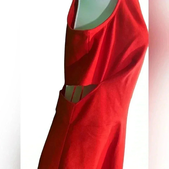 1 State Dress Womens Size Medium Red Cut Out Sleeveless Fit Flare - Picture 5 of 10